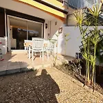Les Pinedes Jardin Fleuri Et A Pied Au Calme Daire *